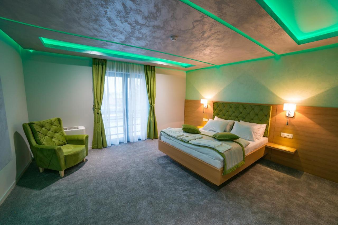 Motel Felikitas Laktaši Eksteriør bilde