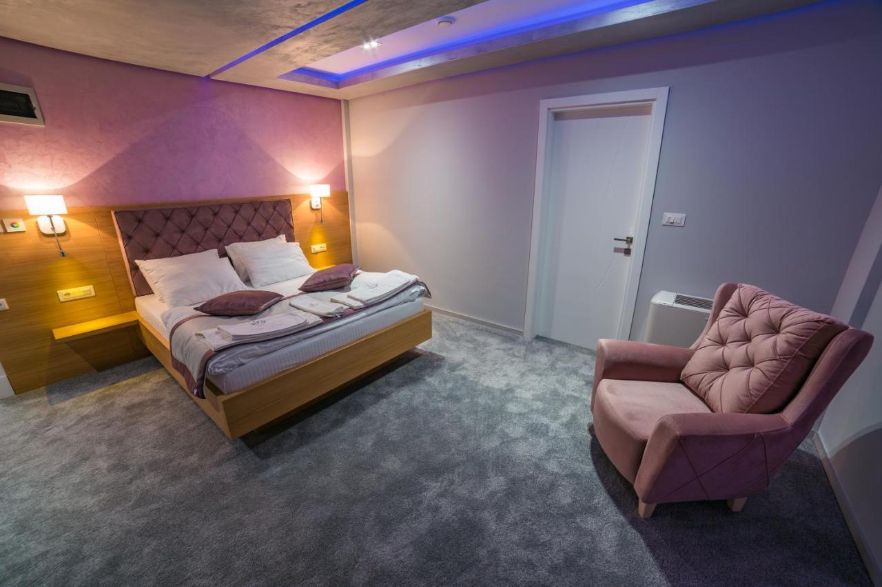Motel Felikitas Laktaši Eksteriør bilde