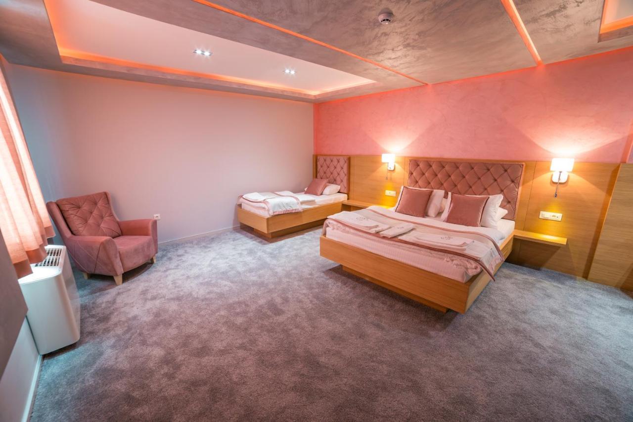 Motel Felikitas Laktaši Eksteriør bilde