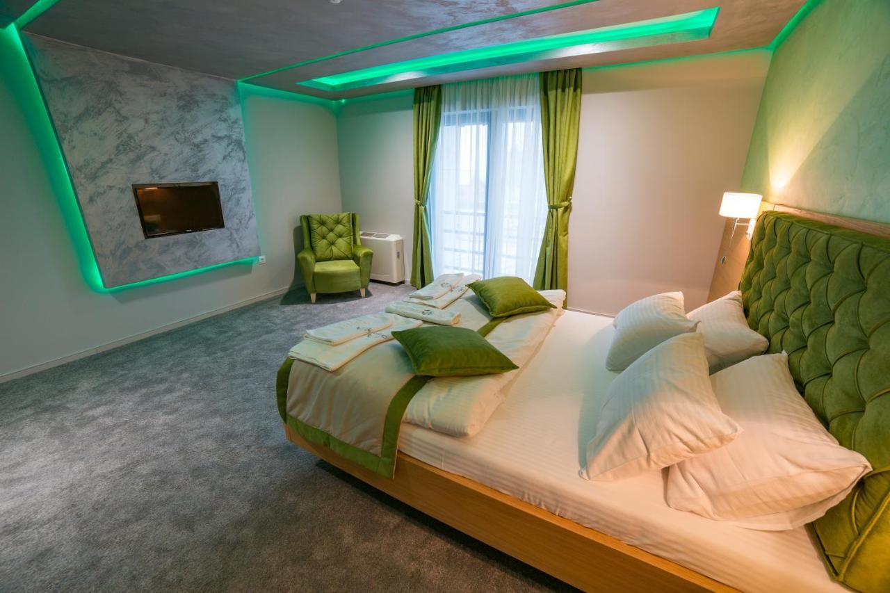 Motel Felikitas Laktaši Eksteriør bilde